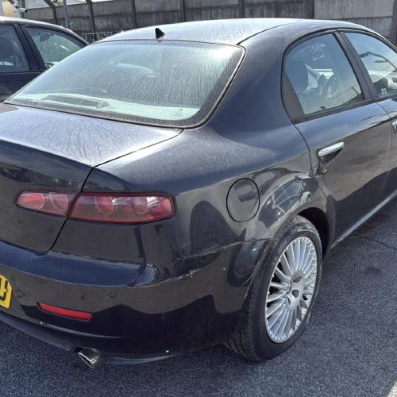 Feu arriere principal gauche (feux) ALFA ROMEO 159 Photo n°6