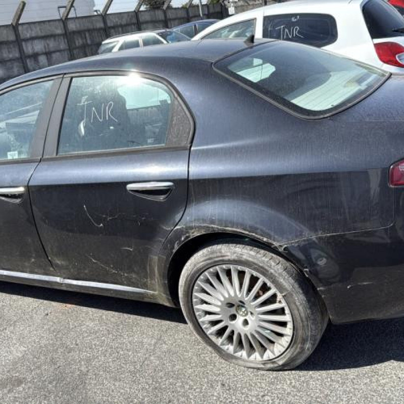 Feu arriere principal gauche (feux) ALFA ROMEO 159 Photo n°10