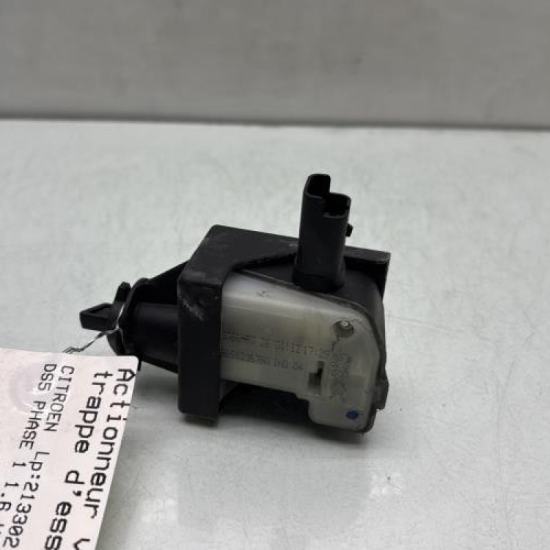 Actionneur verrou trappe d'essence CITROEN DS5 Photo n°2