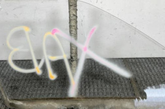 Vitre avant gauche RENAULT CLIO 1