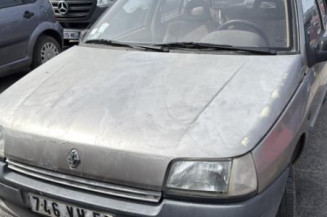 Vitre avant gauche RENAULT CLIO 1