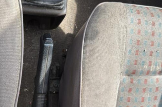 Vitre avant gauche RENAULT CLIO 1