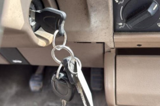 Vitre avant gauche RENAULT CLIO 1