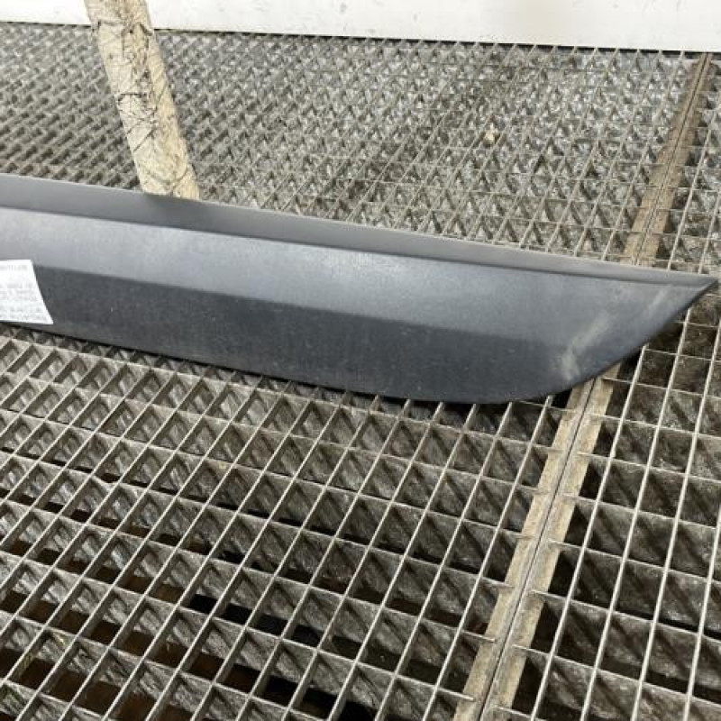 Baguette de porte arriere gauche  RENAULT MEGANE 3 Photo n°3