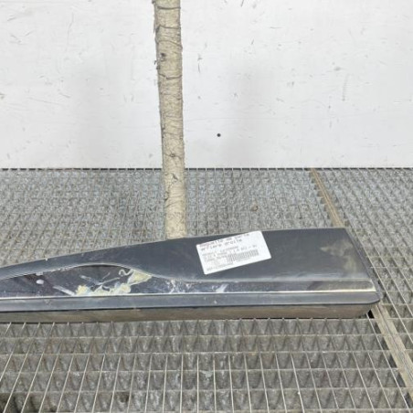 Baguette de porte arriere droite RENAULT CLIO 4 Photo n°1