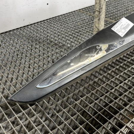 Baguette de porte arriere droite RENAULT CLIO 4