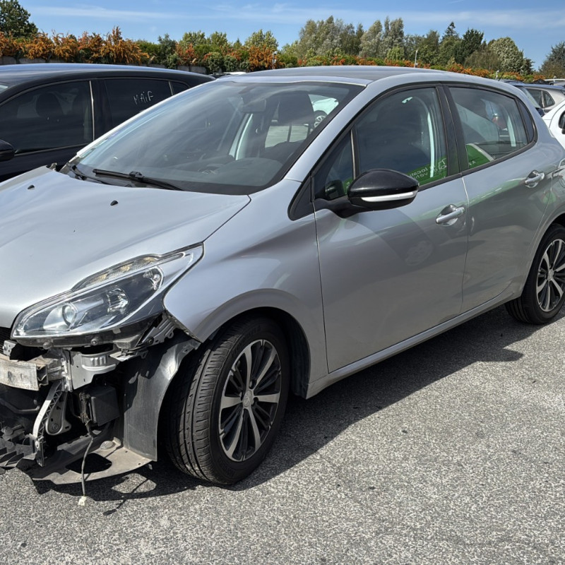 PEUGEOT 208 1 PHASE 2 1.2 VTI - 12V Photo n°3