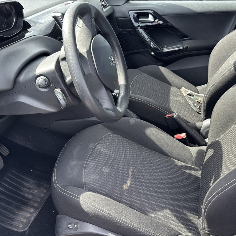 PEUGEOT 208 1 PHASE 2 1.2 VTI - 12V Photo n°5