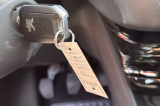 PEUGEOT 208 1 PHASE 2 1.2 VTI - 12V