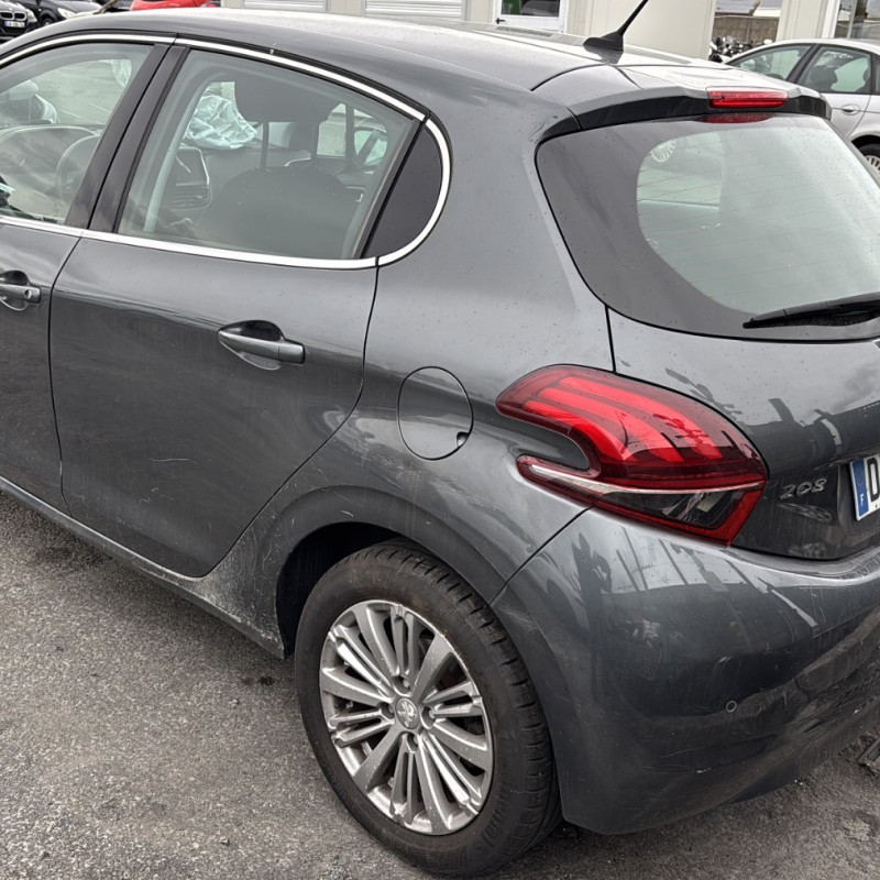 PEUGEOT 208 1 PHASE 2 1.2 PURETECH - 12V TURBO Photo n°4