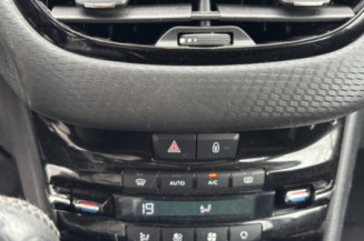 PEUGEOT 208 1 PHASE 2 1.2 PURETECH - 12V TURBO