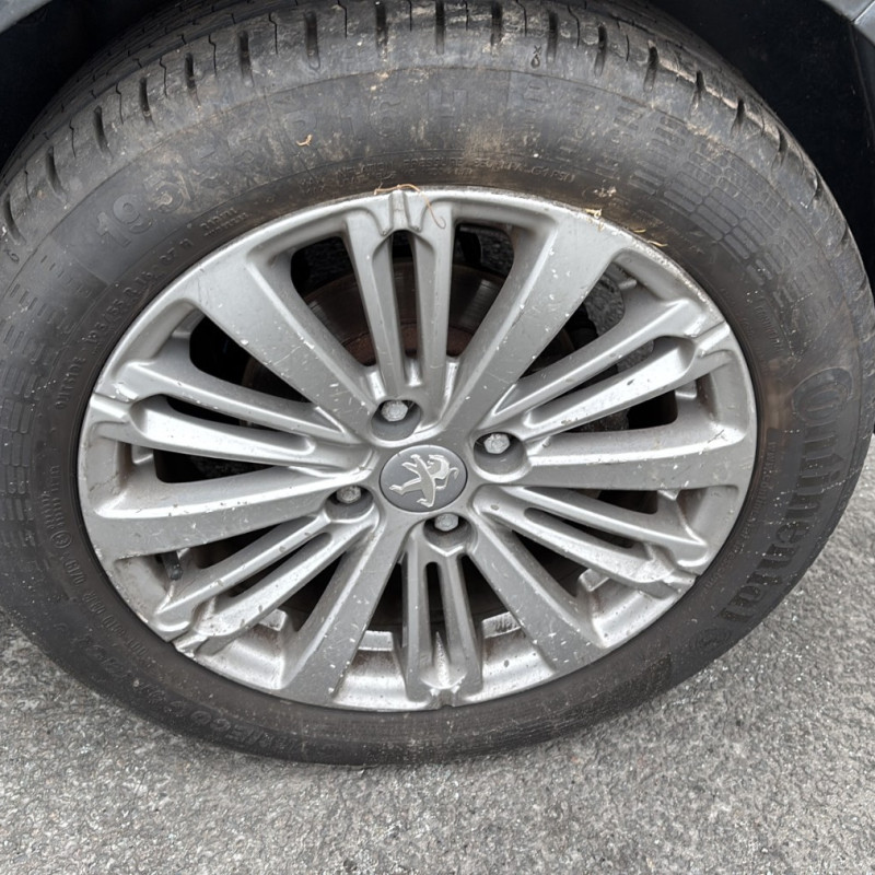 PEUGEOT 208 1 PHASE 2 1.2 PURETECH - 12V TURBO Photo n°22