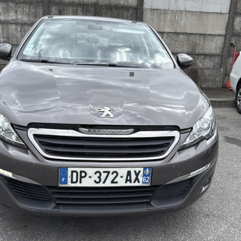 PEUGEOT 308 2 PHASE 1 1.6 HDI - 8V TURBO Photo n°8