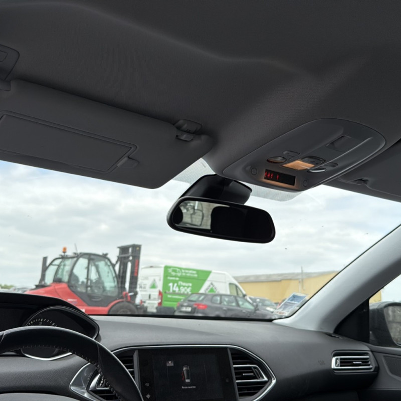 PEUGEOT 308 2 PHASE 1 1.6 HDI - 8V TURBO Photo n°13