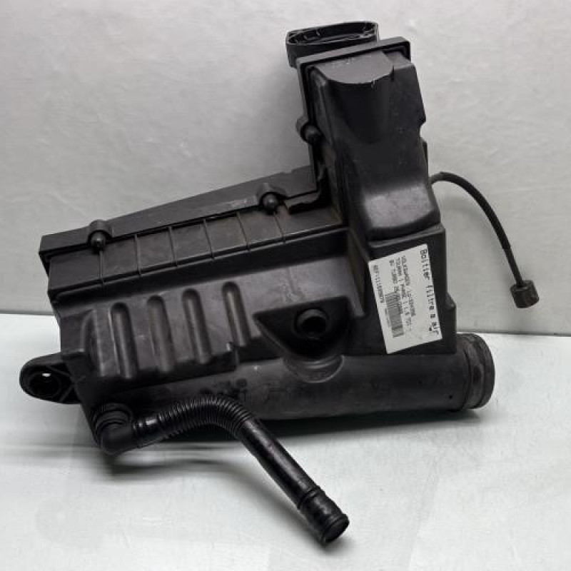 Boitier filtre a air VOLKSWAGEN TOURAN 1 Photo n°3