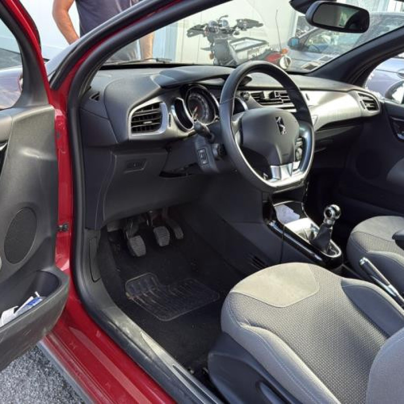 Ecran GPS CITROEN DS3 Photo n°14