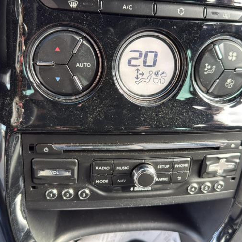 Ecran GPS CITROEN DS3 Photo n°19