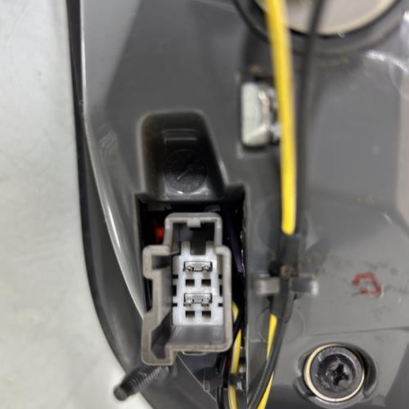 Feu arriere secondaire droit (feux) JEEP CHEROKEE 4 Photo n°4