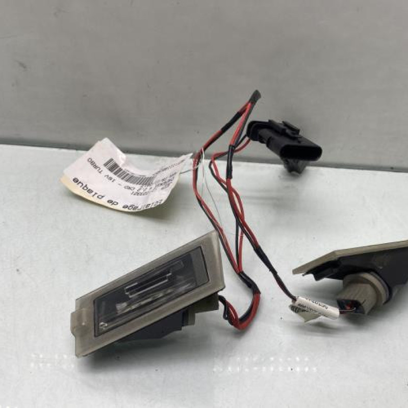 Eclairage de plaque JEEP CHEROKEE 4 Photo n°1