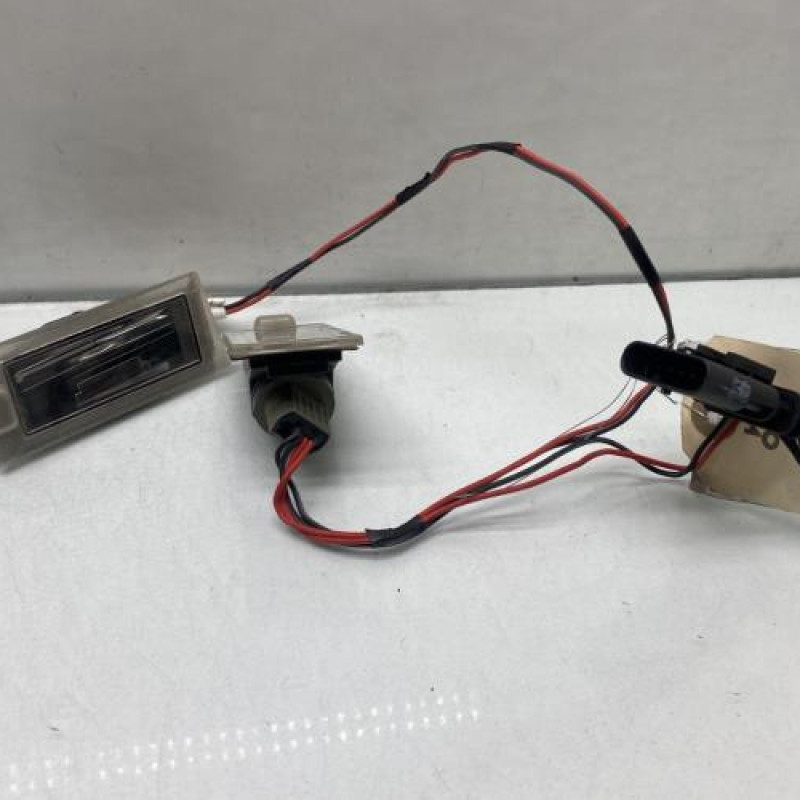 Eclairage de plaque JEEP CHEROKEE 4 Photo n°2