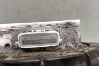 Pompe à carburant RENAULT CLIO 5