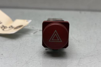 Bouton de warning CITROEN XSARA Photo n°1