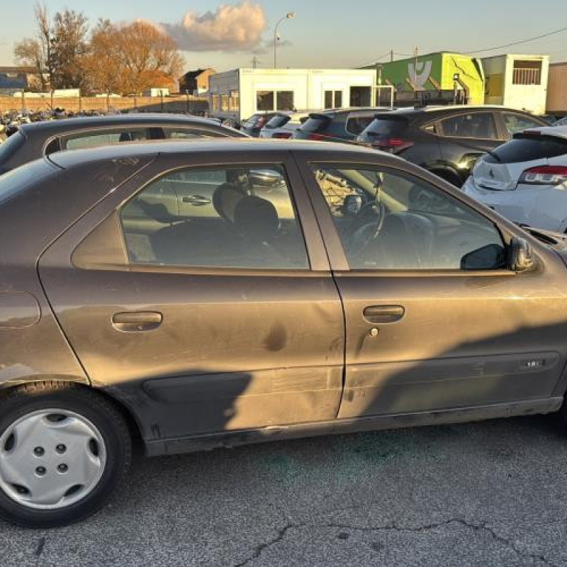 Bouton de warning CITROEN XSARA Photo n°18