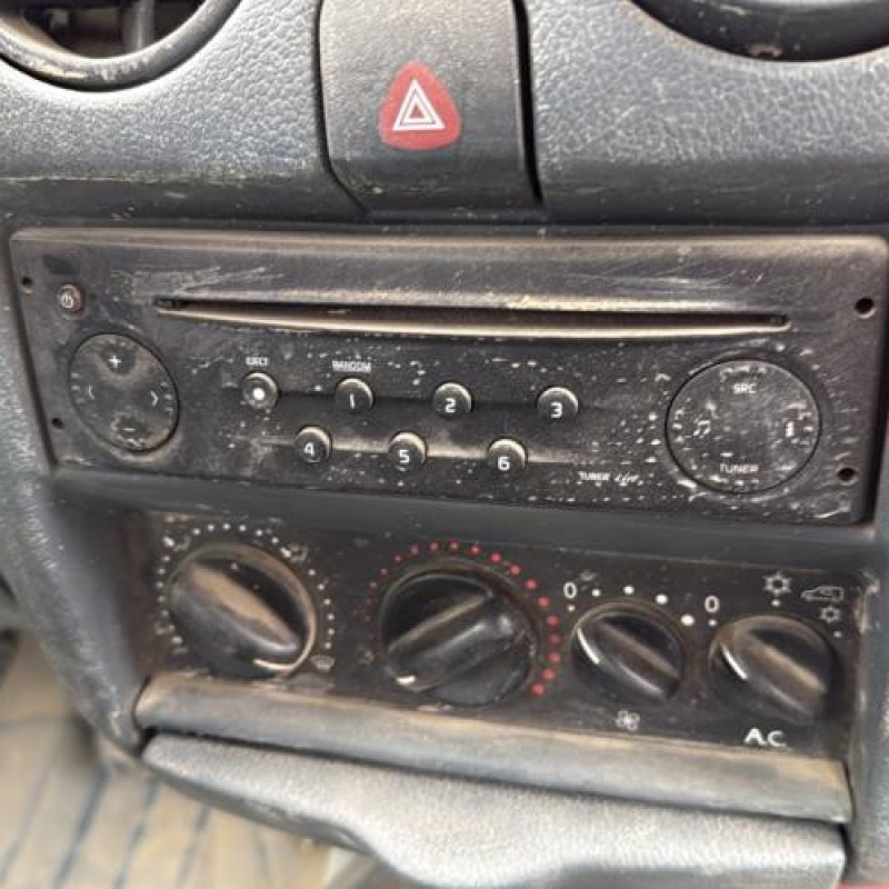 Anti brouillard droit (feux) RENAULT KANGOO 1 Photo n°19