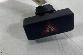 Bouton de warning SUZUKI ALTO 3