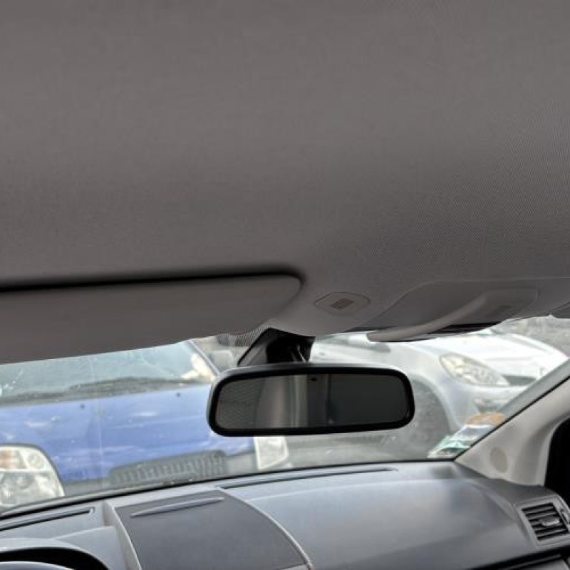 Bouton de coffre MERCEDES CLASSE A 169 Photo n°19
