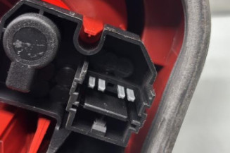 Feu arriere secondaire droit (feux) RENAULT VEL SATIS