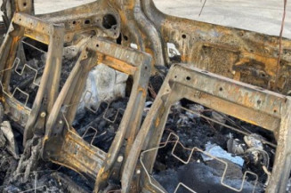 Bras essuie glace avant droit VOLKSWAGEN TOURAN 2