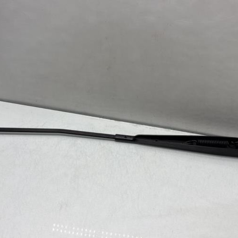 Bras essuie glace avant droit VOLKSWAGEN POLO 5 Photo n°2