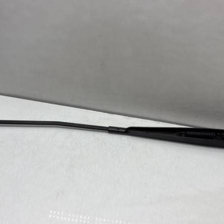 Bras essuie glace avant droit VOLKSWAGEN POLO 5