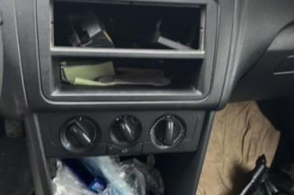 Bras essuie glace avant droit VOLKSWAGEN POLO 5