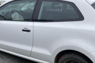 Bras essuie glace avant droit VOLKSWAGEN POLO 5