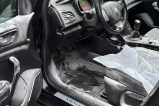 Bras essuie glace avant gauche RENAULT MEGANE 4