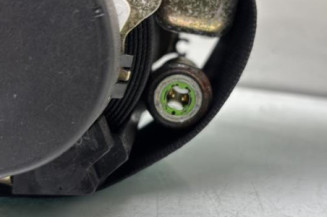 Pretensionneur de ceinture avant droit PEUGEOT 206