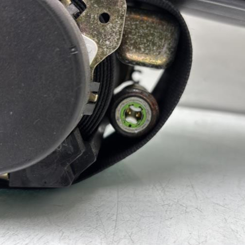 Pretensionneur de ceinture avant droit PEUGEOT 206 Photo n°2