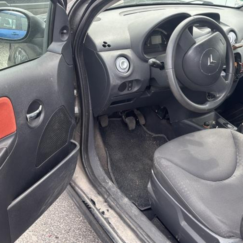 Bras essuie glace arriere CITROEN C2 Photo n°19