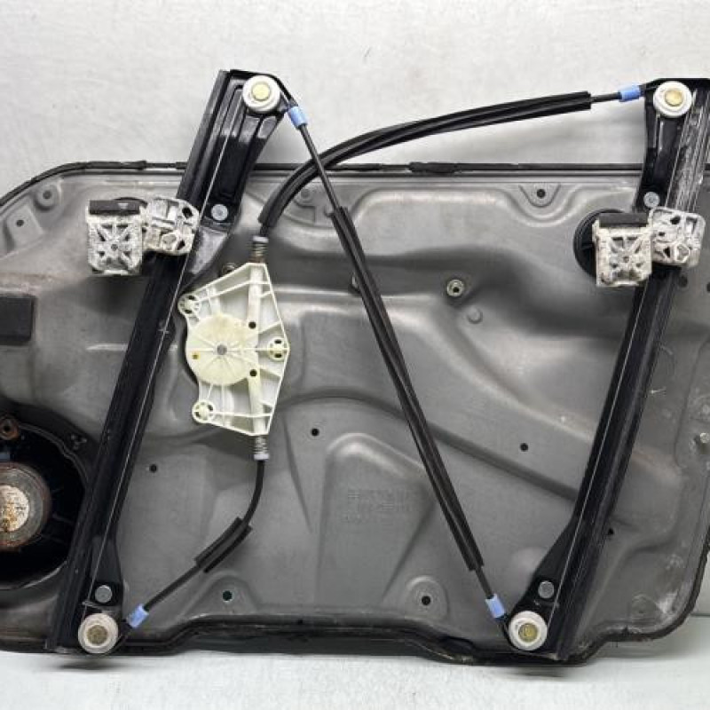 Leve vitre electrique avant gauche VOLKSWAGEN GOLF 4 Photo n°3