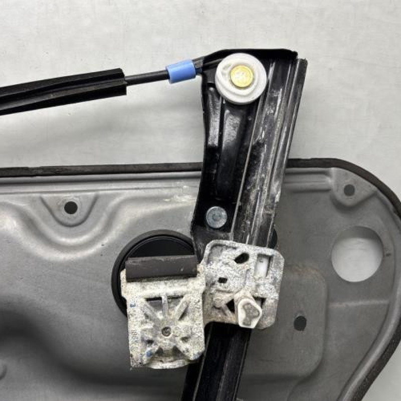 Leve vitre electrique avant gauche VOLKSWAGEN GOLF 4 Photo n°5