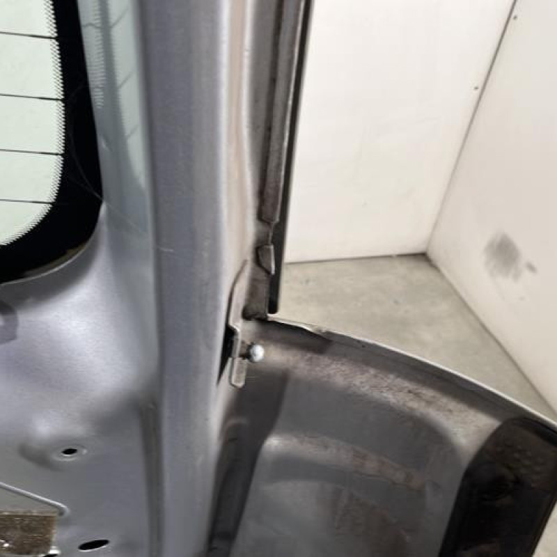 Malle/Hayon arriere CITROEN C3 PICASSO Photo n°8