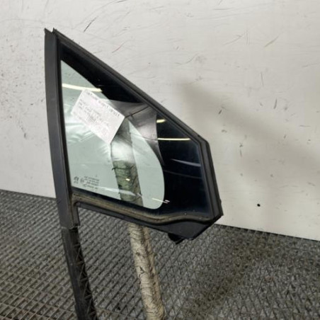 Custode avant droit (porte) PEUGEOT 208 1