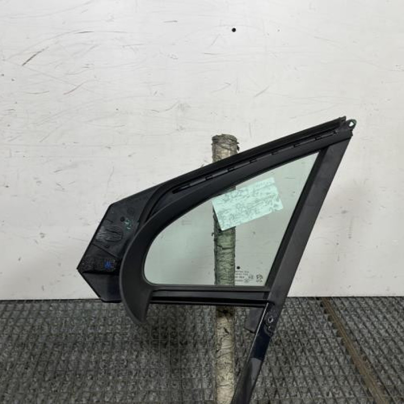 Custode avant droit (porte) PEUGEOT 208 1 Photo n°4