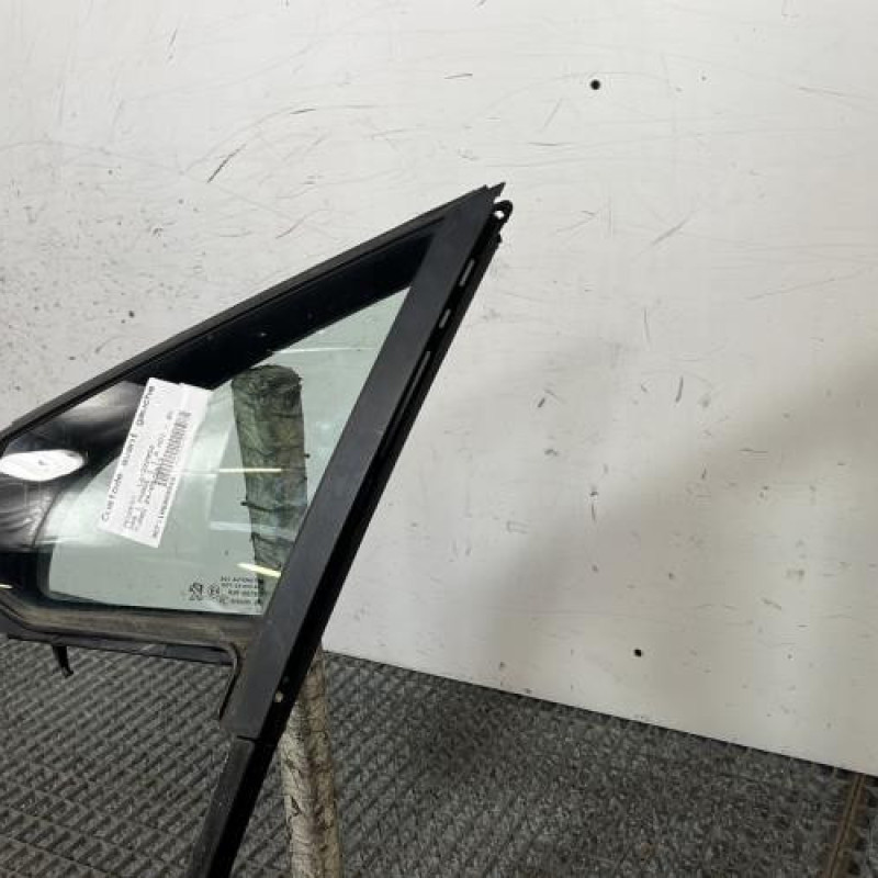 Custode avant gauche (porte) PEUGEOT 208 1 Photo n°3