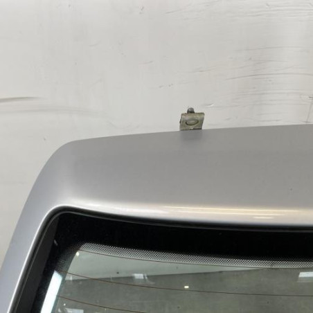 Malle/Hayon arriere VOLKSWAGEN GOLF 4