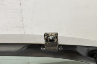 Malle/Hayon arriere VOLKSWAGEN GOLF 4