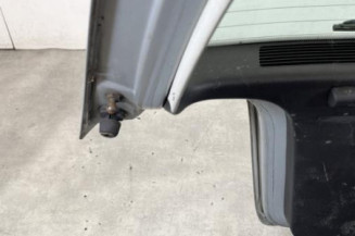 Malle/Hayon arriere VOLKSWAGEN GOLF 4