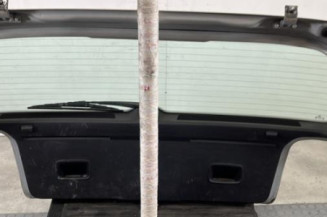 Malle/Hayon arriere VOLKSWAGEN GOLF 4